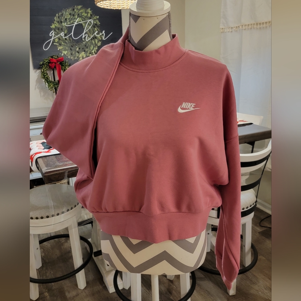 NIKE CREWNECK CROPPED SWEATER LIKE NEW S. LARGE